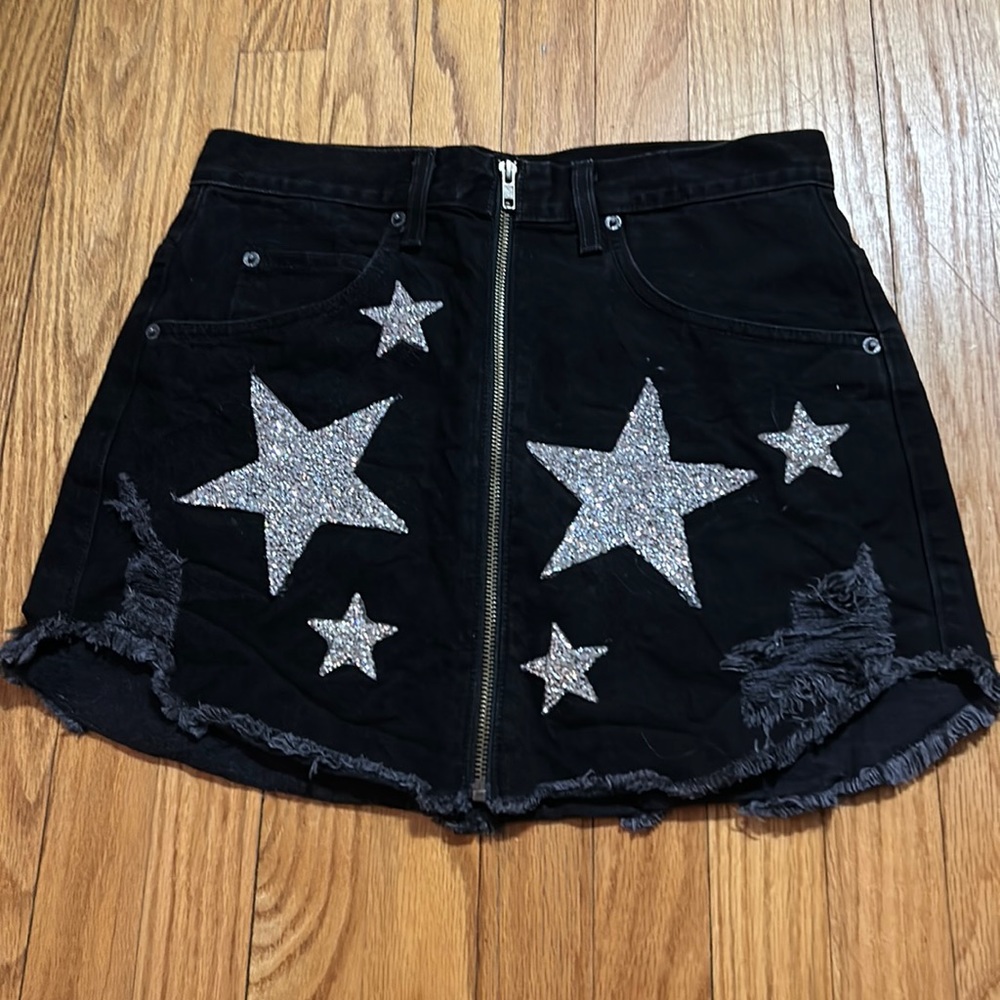 NWOT Carmar black denim druzy-esque Star embellished skirt
